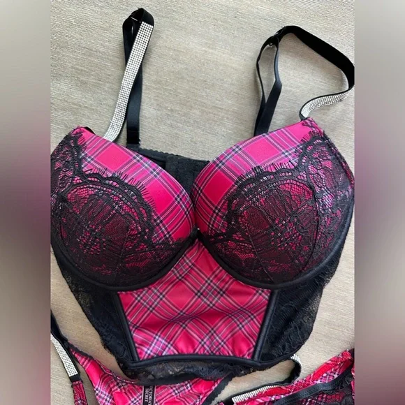 Victoria's Secret Red Plaid and Black Lace Bustier panty set of 3 34d/ medium - Picture 5 of 6